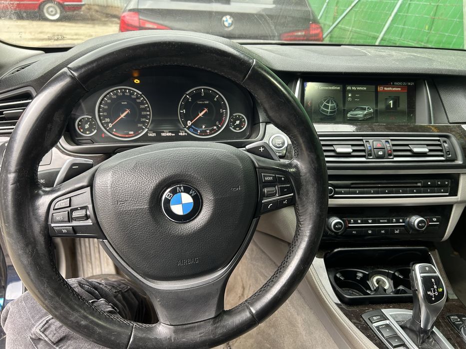 Faruri bmw bixenon bmw f10 f11 m pachet f10  trager