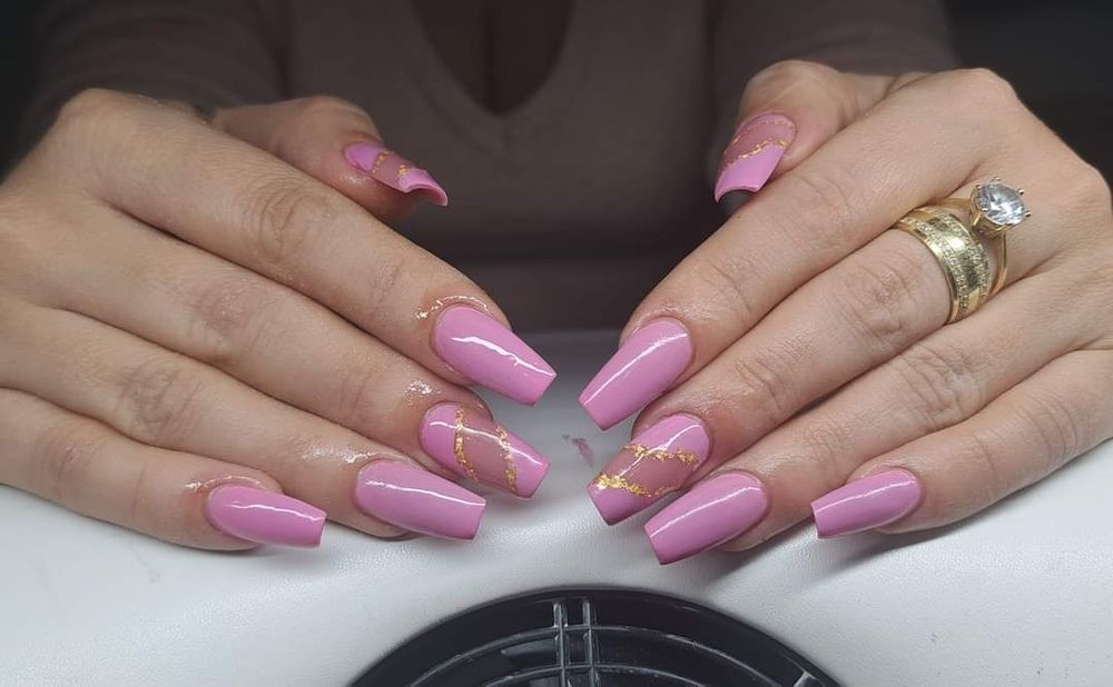 Unghii cu gel si oja semipermanenta