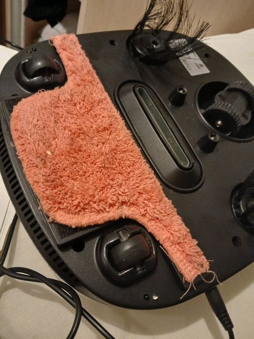 Продам "робот- пылесос" proffi home, пульт от жк телевизора б/у