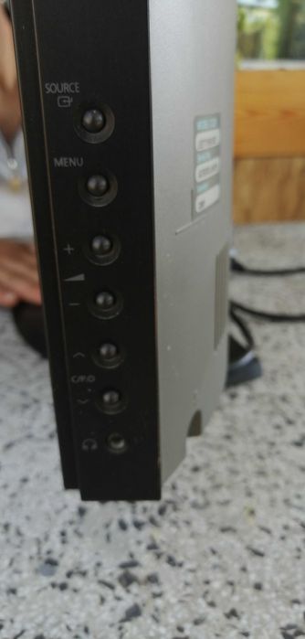 Samsung 27" LCD телевизор LE27T51B (68 см)