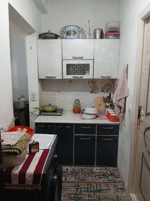 Срочно продам квартиру сергели 4 2/8/9 41500& метро Турон