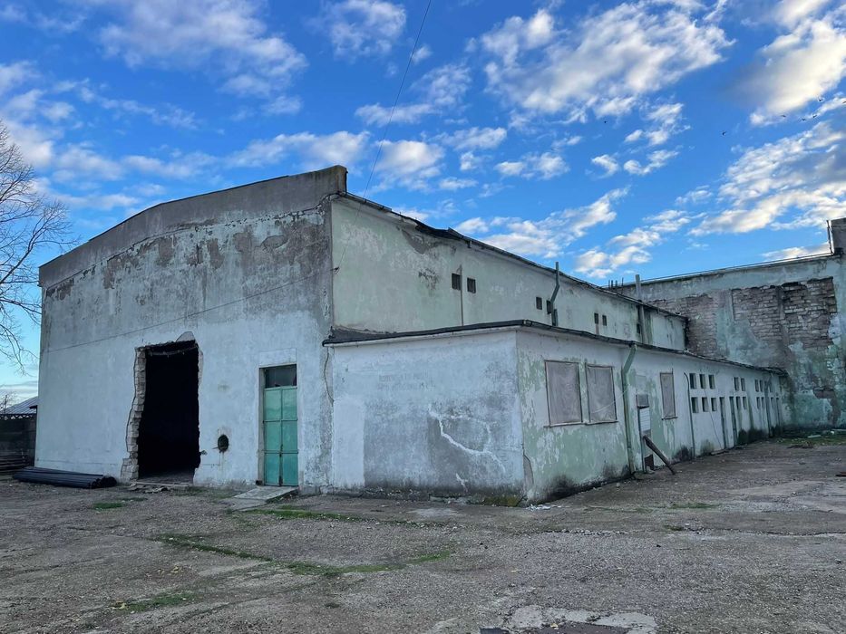 Hala industriala de inchiriat/vanzare