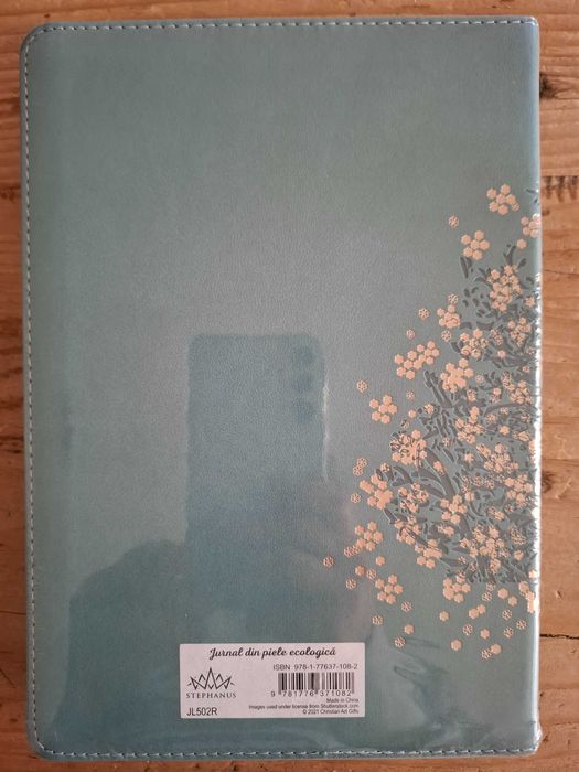 Jurnal nou, tiplat, turcoaz imprimat cu versetul 10 din Psalm 46