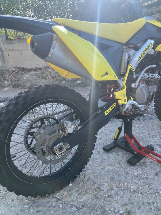 Кросов мотор Suzuki RM-Z 250