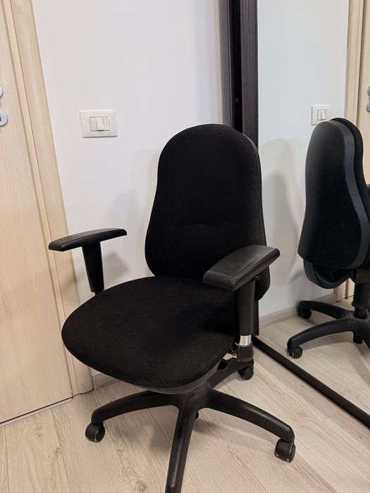 Scaun de birou reglabil