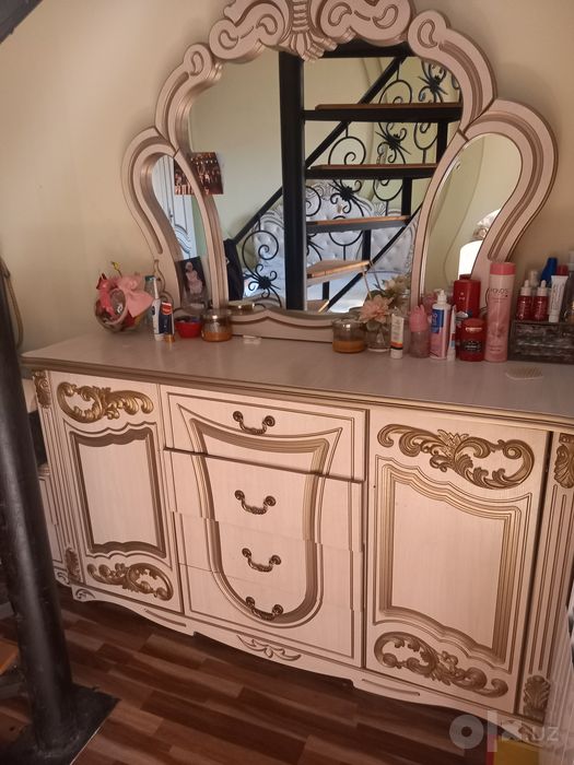 Продаётся честр детский кровать