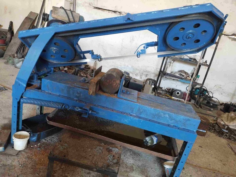 Продаётся ленточные пилы и принимаем заказы.