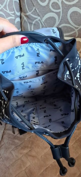 Чисто нова раница FILA
