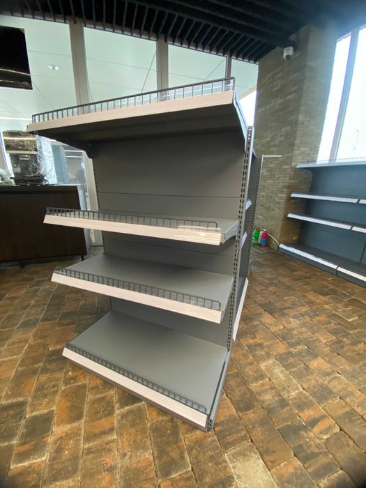 Rafturi metalice de mijloc 90x90x130 cm – pentru supermarket
