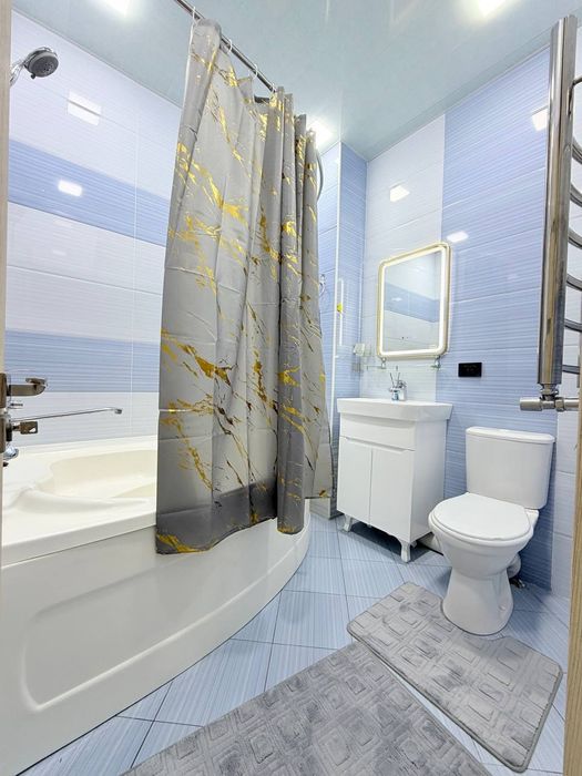 UCHTEPA 2 xona 3xona qilingan kvartira SOTILADI. Barcha qulaylik bor.