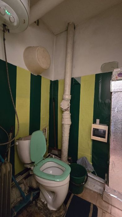 Продается 2 комн.квартира район Нахаловка