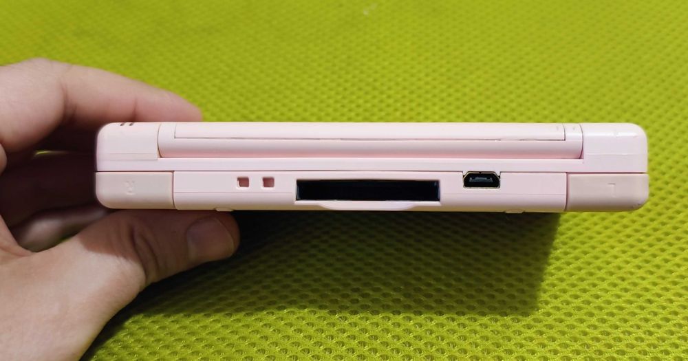 Nintendo DS Lite Pink + incarcator original