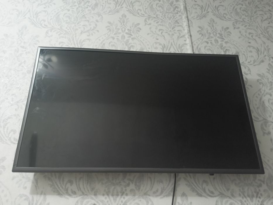 Продам телевизор  не рабочий