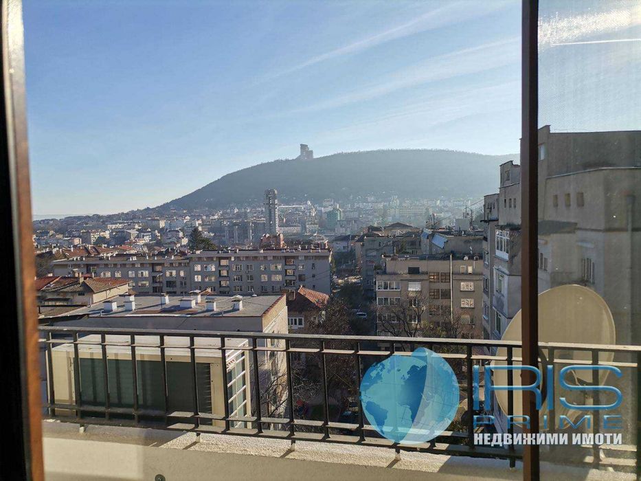 Тухлена гарсониера район Болницата