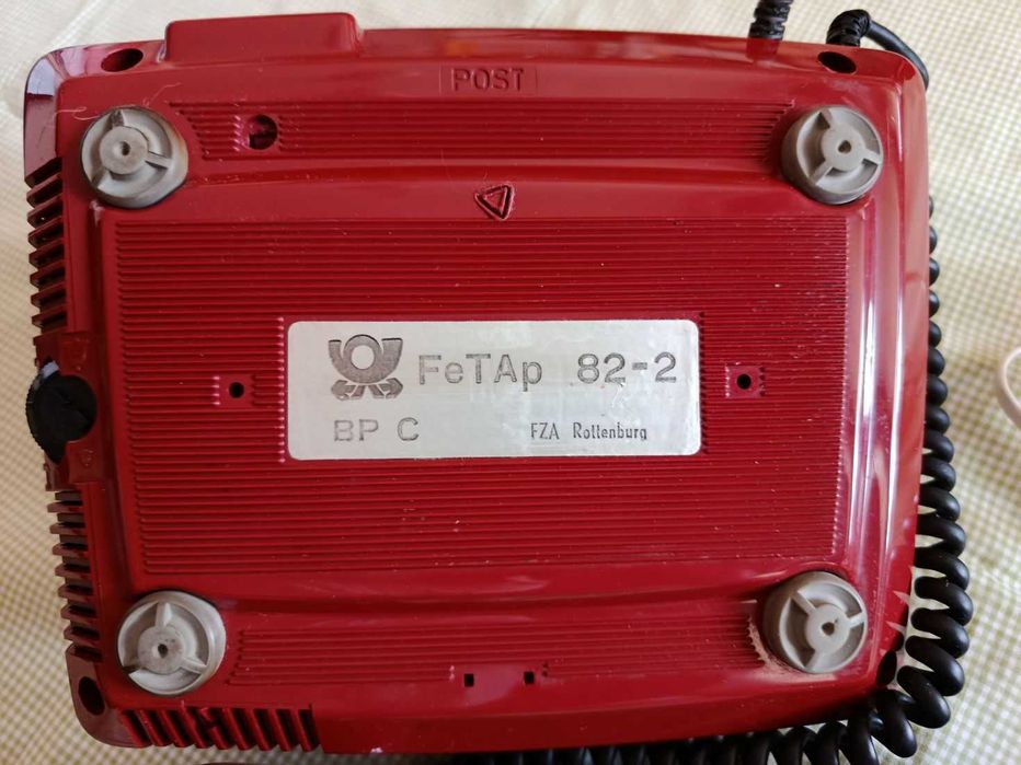 Многофункционален немски стационарен телефон с бутони