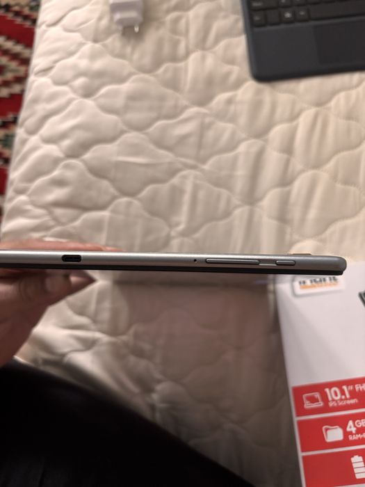 Tableta Ihunt dual sim