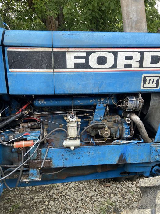 Vand tractor ford 8210