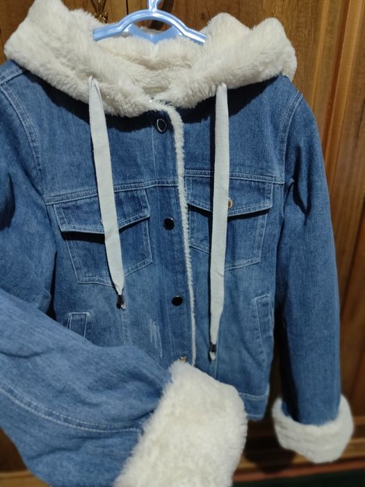 Женские джинсовые куртки