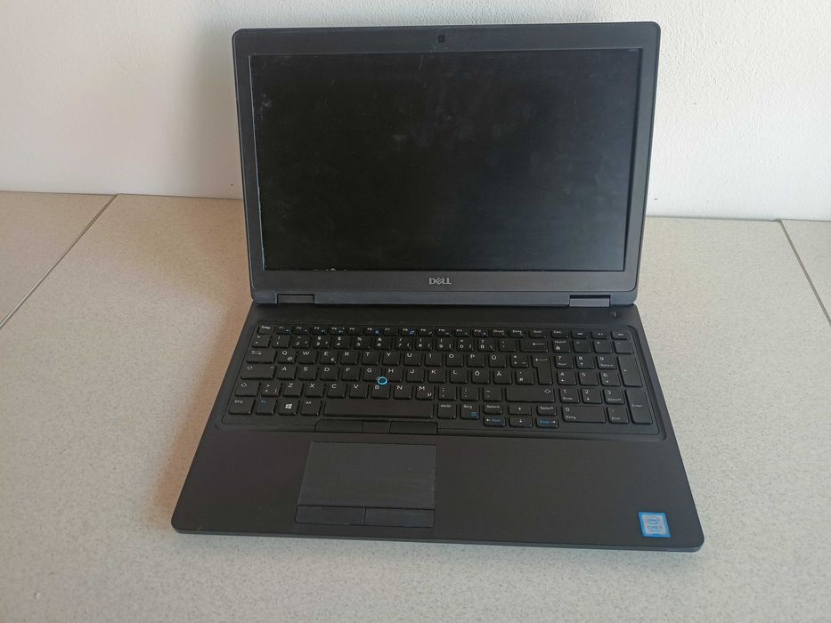 Elemente Dell Latitude E5590