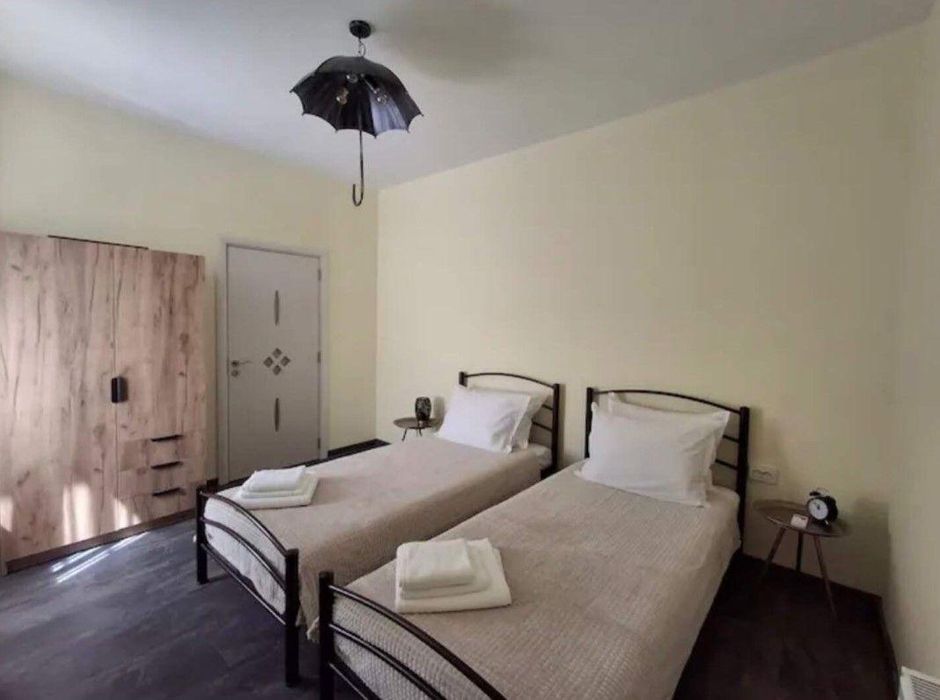 Дава се под наем Тристаен апартамент в София, Център - 89 кв.м за 797.64 € - Снимка #6