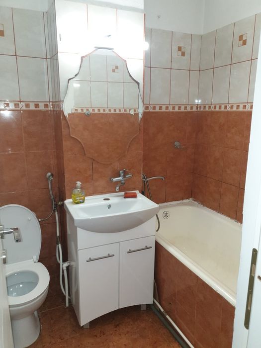 Apartament 3 camere de inchiriat