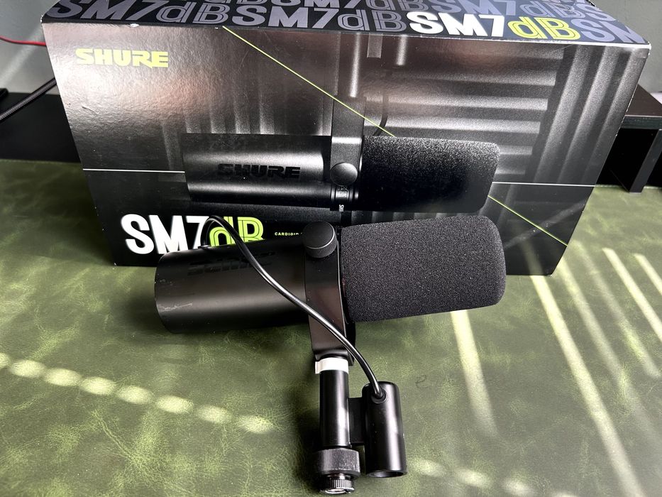 Студиен Микрофон Shure SM7B XLR