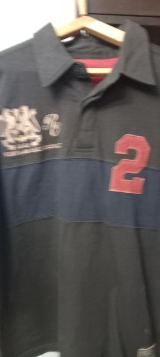 Продам тенниску  мужскую