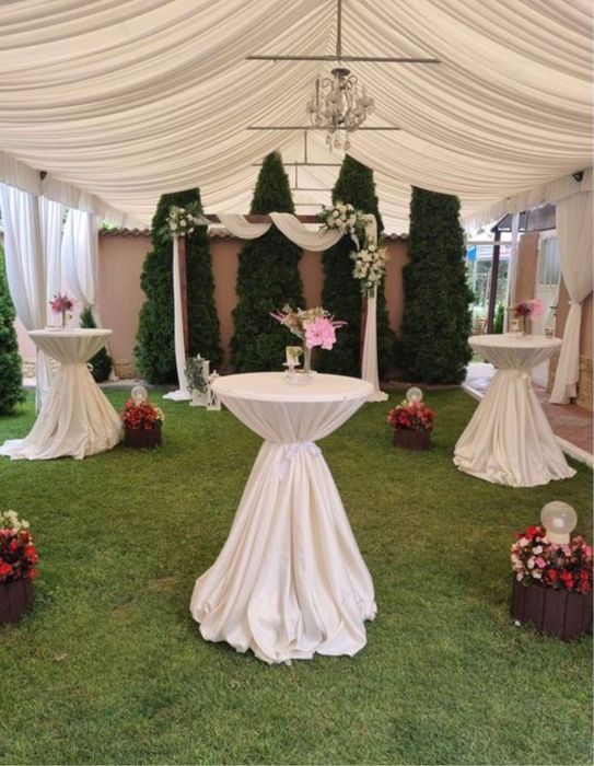 Inchiriez cort complet si decor pentru evenimente