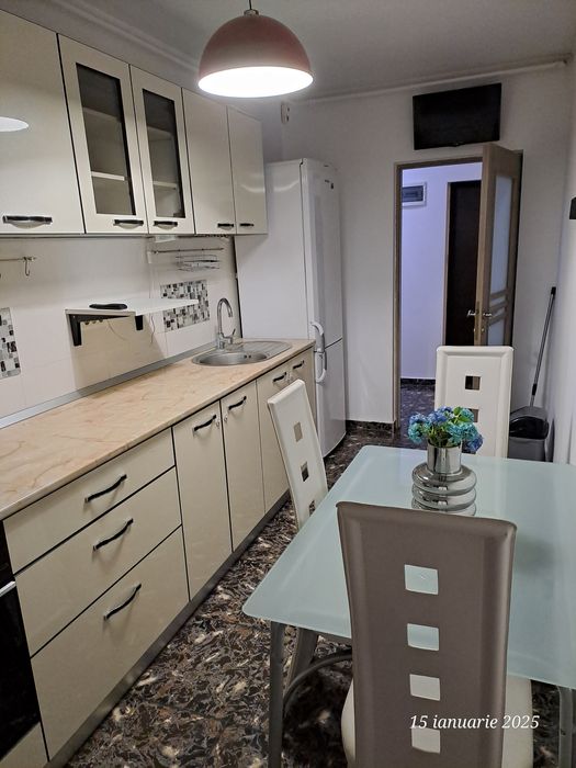 Proprietar inchiriez apartament 2 camere Militari Residence Chiajna