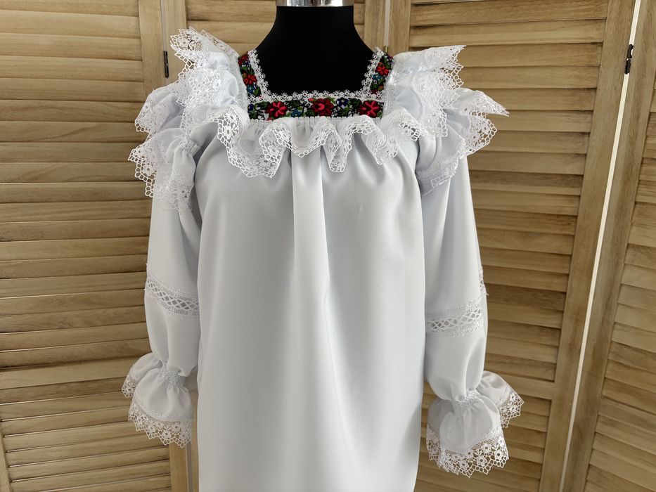 Camasa populara de Maramures pentru femei