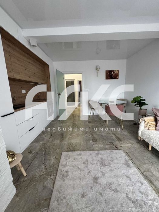 Продава се Едностаен апартамент в София, Надежда 2 - 40 кв.м за 1785 €/кв.м - Снимка #1