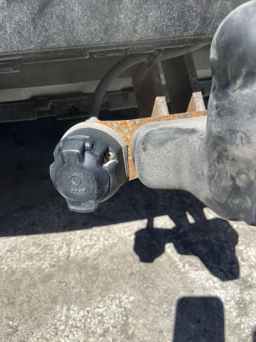 Теглич и модул свалени от Ауди Ку 7 4Л Audi Q7 4L с модул комплект