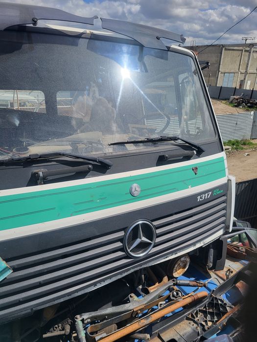 Mercedes(мерседес) 1317