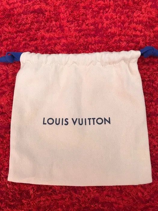 Saculet Louis Vuitton nou original