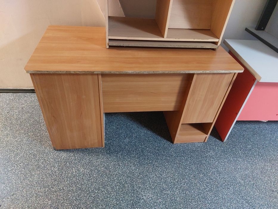 Продам, столы  для  офиса