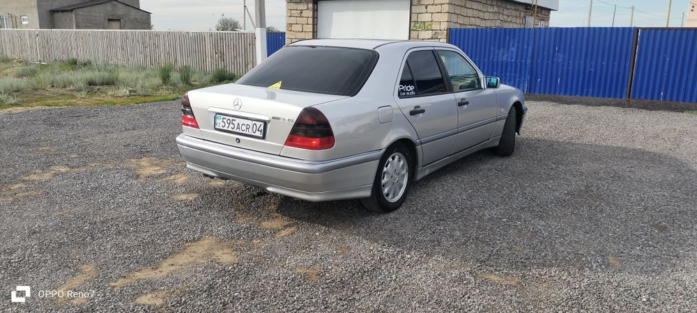 Мерседес Бенц 202