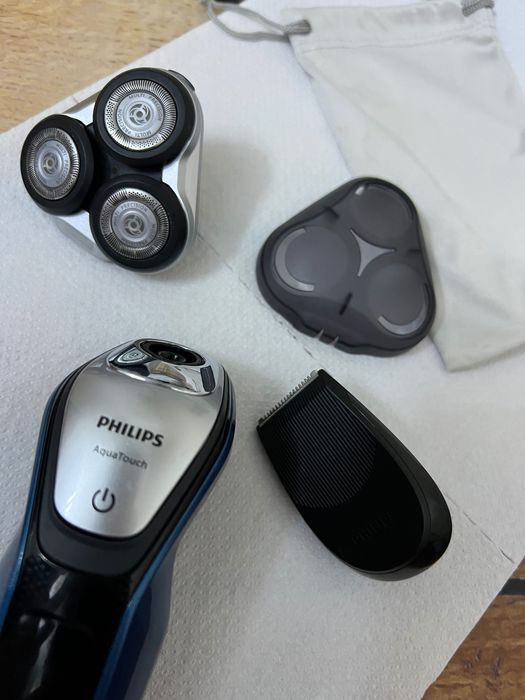 Aparat de ras philips