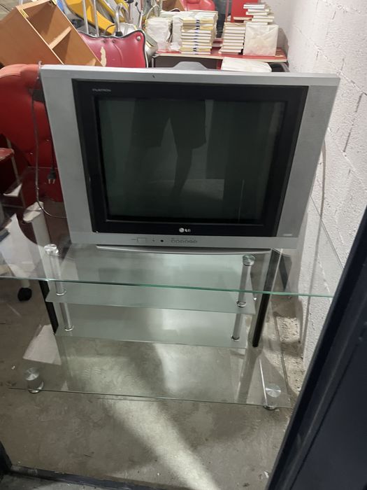 телевизор старая LG