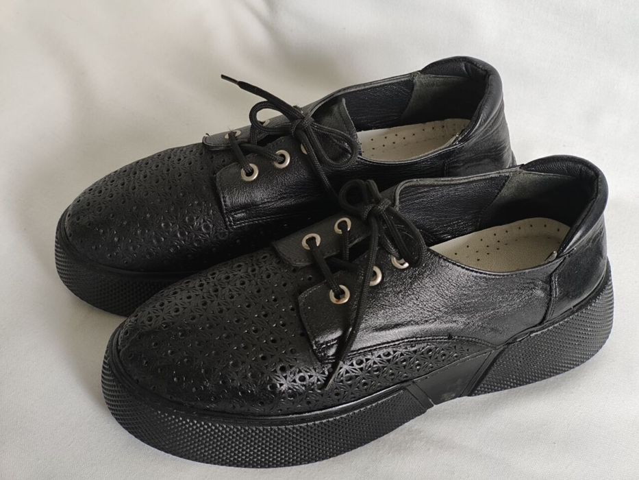 Обувки от естествена кожа, номер 39