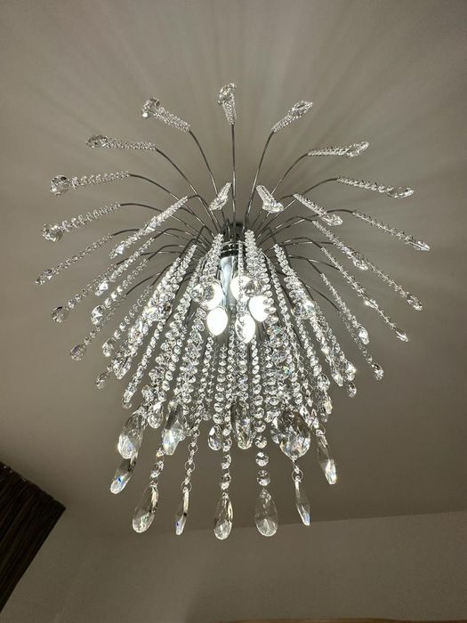 Vând apartament Bucium Visani