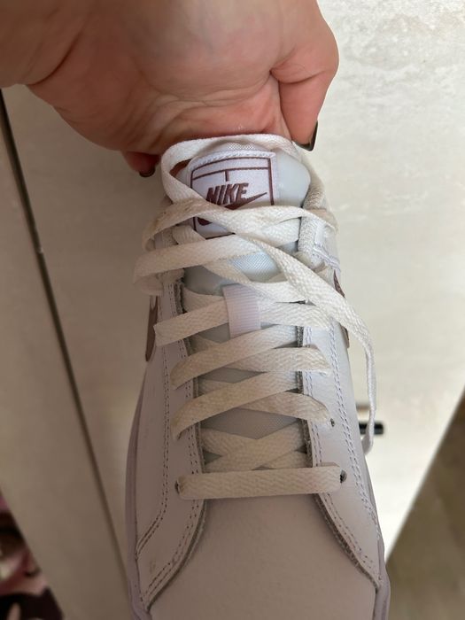 Дамски маратонки Nike