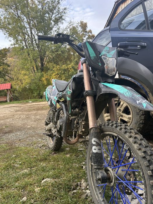 Vând kxd huricane 125