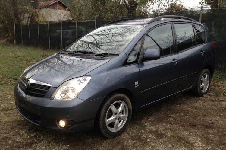 Тойота корола версо/Toyota corolla verso 1.8vvt-i 129кс 01-03г