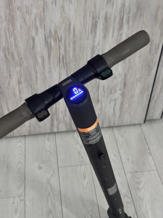 Ninebot kickscooter es2
