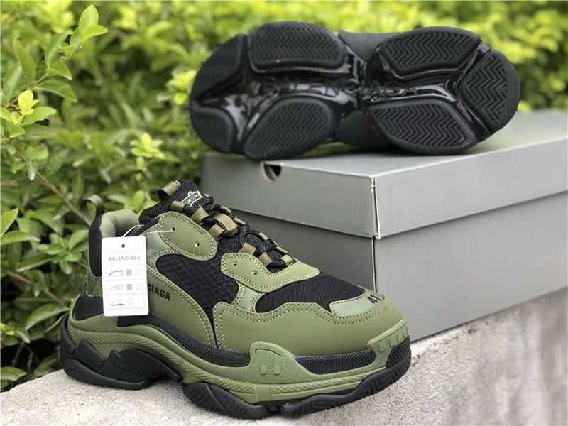 Balenciaga Triple S - Grey/Black/Tan