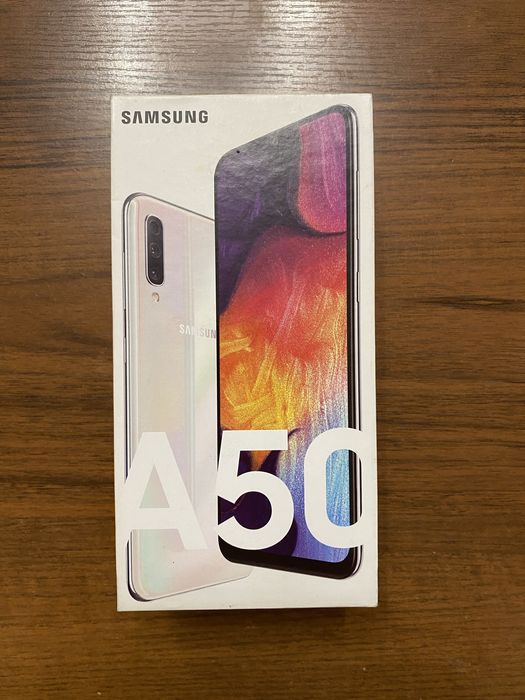 Samsung Galaxy A50 (128 ГБ)