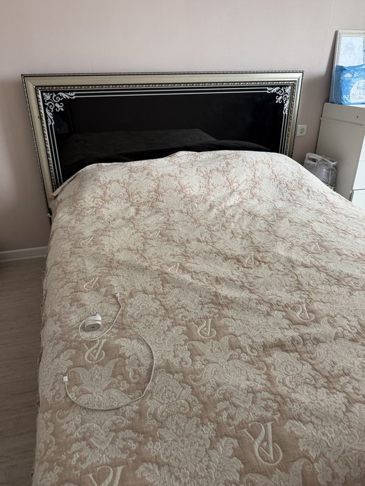 Продам кровать 160х200