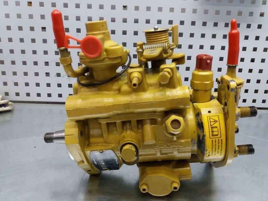 pompa de injectie buldoexcavatoare caterpillar