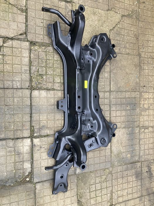 Преден мост за тойота версо/Toyota verso 09-12г