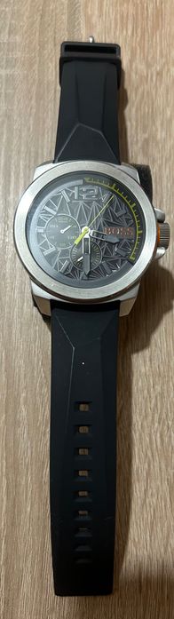Часовник BOSS Hugo Boss HB2221142628 – като нов, с кутия